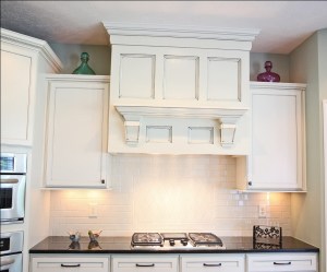 Custom Home Kitchen: Custom Wood Cabinets w/ Textured Glass Panel Inserts, Mosaic Tile Backsplash, Granite Countertops, Indianapolis, Indiana
